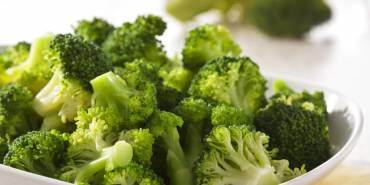 How to fight unhealthy air pollution? Eat your broccoli